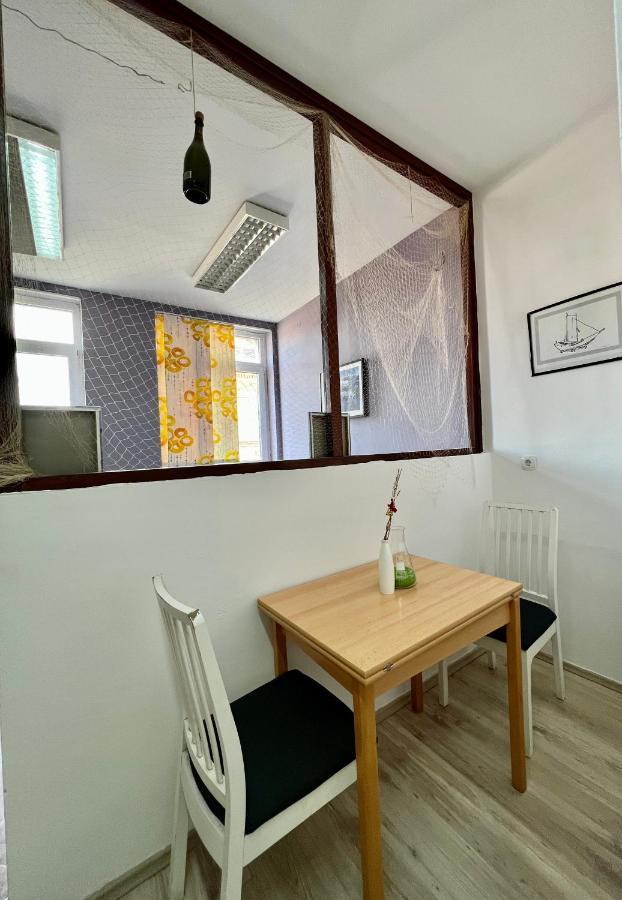Bishnu Hostel Загреб Екстер'єр фото
