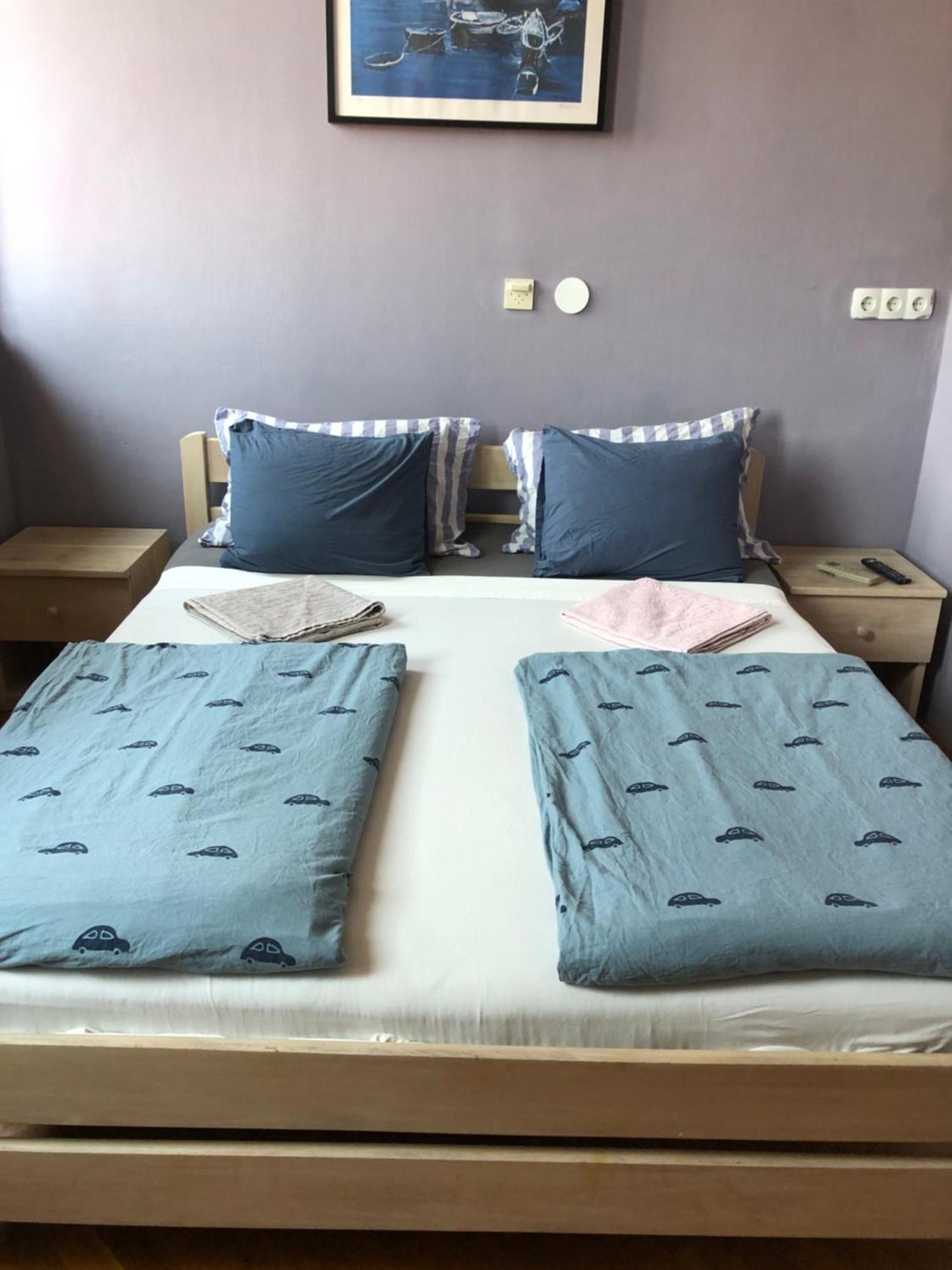 Bishnu Hostel Загреб Екстер'єр фото